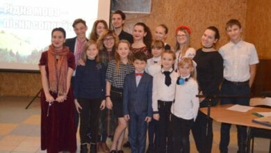 Літературна кав'ярня у Дитячому центрі Корабельного району: «Вивчати мову ніколи не пізно!» | Корабелов.ИНФО image 1