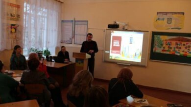 "Для виховання майбутніх поколінь": вчителям школи у Корабельному районі презентували проект "Історія моєї громади" | Корабелов.ИНФО image 3
