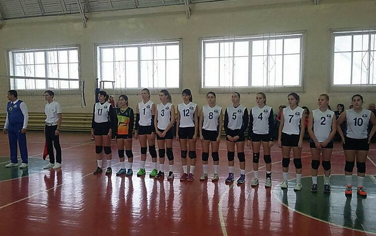 Николаевские волейболистки, среди которых и девушки из Корабельного района, проиграли Полтаве и выиграли у Запорожья | Корабелов.ИНФО image 1