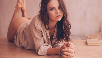 Девушка обвинила олигарха-владельца НГЗ в групповом изнасиловании (видео) | Корабелов.ИНФО