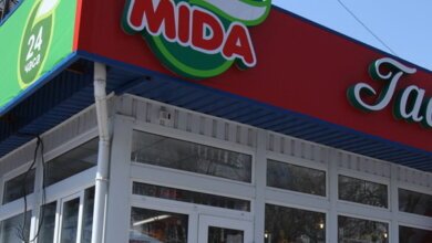 Сладости с червями: магазин в Корабельном районе торгует опасным товаром | Корабелов.ИНФО