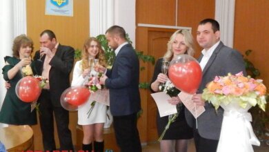 "Кохання поза часом": у Корабельному районі молодят привітав сам "Святий Валентин" (ВІДЕО) | Корабелов.ИНФО image 11
