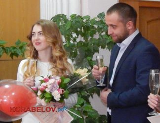 "Кохання поза часом": у Корабельному районі молодят привітав сам "Святий Валентин" (ВІДЕО) | Корабелов.ИНФО image 12