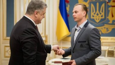 Порошенко вручив олімпійцеві Абраменко сертифікат на квартиру, куплену за рахунок бюджету Миколаєва | Корабелов.ИНФО image 2