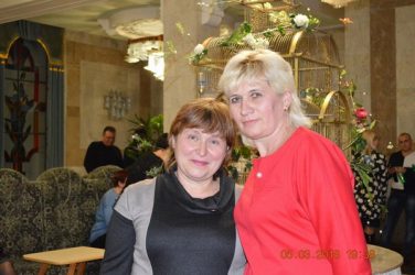 Сотрудниц Стивидорной компании "Ольвия" поздравили с женским праздником в театре, вручив ценные подарки от профсоюза | Корабелов.ИНФО image 3