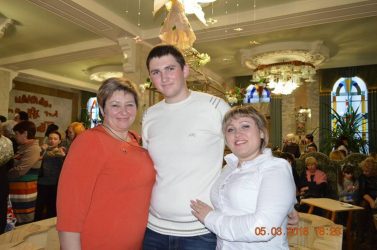 Сотрудниц Стивидорной компании "Ольвия" поздравили с женским праздником в театре, вручив ценные подарки от профсоюза | Корабелов.ИНФО image 1