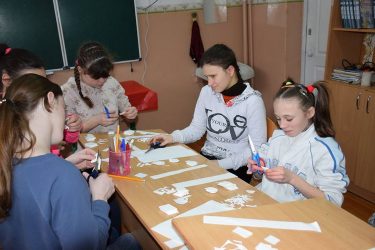 Молодежь Стивидорной компании "Ольвия" подарила воспитанникам интерната в Корабельном районе Праздник весны | Корабелов.ИНФО image 5