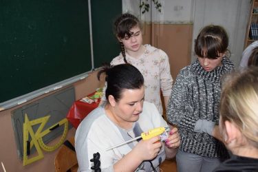 Молодежь Стивидорной компании "Ольвия" подарила воспитанникам интерната в Корабельном районе Праздник весны | Корабелов.ИНФО image 2