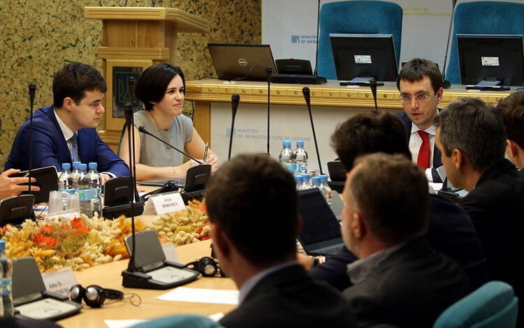 "Настав час великих змін": в МІУ оголосили про початок запуску пілотних проектів з концесії портів та запрошують до співпраці | Корабелов.ИНФО image 2