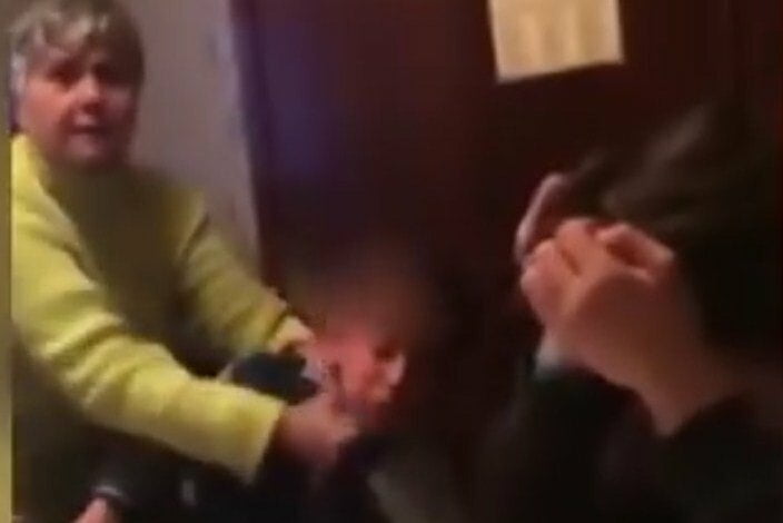 Учительница на Одесчине избивала и душила детей во время уроков (видео) | Корабелов.ИНФО