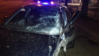 Ночью в Николаеве в лобовую столкнулись "Mercedes" и "Honda". ВИДЕО с регистратора | Корабелов.ИНФО