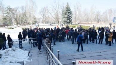 Николаевские активисты снова провели акцию против губернатора Савченко (Видео) | Корабелов.ИНФО image 1