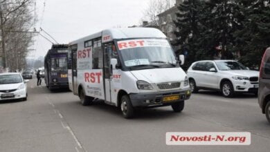 Из-за поломанной “маршрутки” из Корабельного района в центре Николаева образовалась пробка | Корабелов.ИНФО image 2