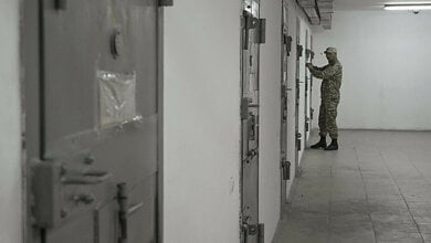 Ночью в Николаеве горел СИЗО: арестанты силой выломили дверь, побили офицера и открыли другие камеры | Корабелов.ИНФО