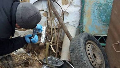 На Николаевщине голый наркоман с топором искал свою жену, которую перед тем пытал, посадив на цепь | Корабелов.ИНФО