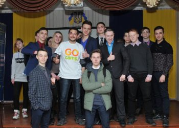 «Мрії збуваються!» Ліцеїсти в Корабельному районі приймають волонтера з Іорданії, на візит якого чекали цілий рік | Корабелов.ИНФО image 2