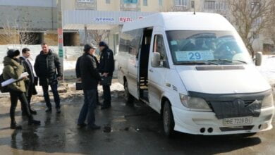 Мэрия вместе с патрульными проверили "маршрутчиков" в Николаеве: "серьезных нарушений не выявили" | Корабелов.ИНФО