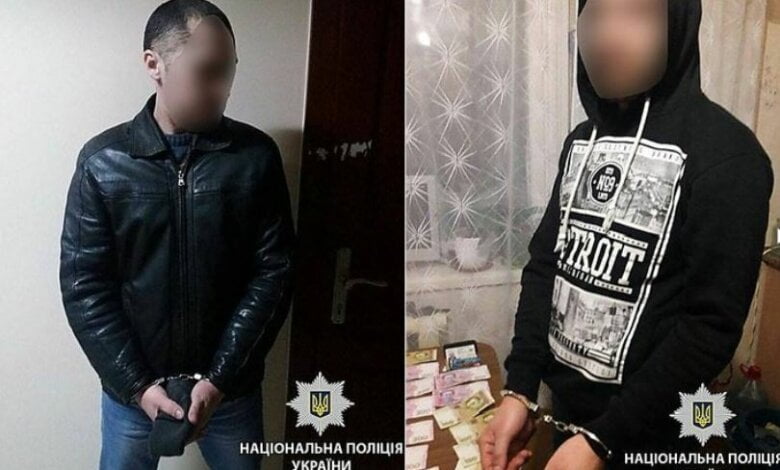 Двое полицейских на Николаевщине вымогали от наркозависимого ежемесячную «дань» | Корабелов.ИНФО