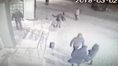 Нетверезий хуліган відкрив стрілянину біля супермаркету в Корабельному районі (Відео) | Корабелов.ИНФО image 2