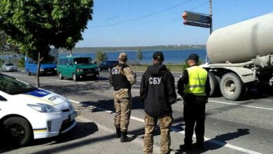 В канун майских праздников СБУ на Николаевщине установила блокпосты с бронетехникой | Корабелов.ИНФО image 3