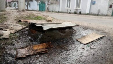 "Или прорыв в колодце, или источник нашел себе выход": ночью начало подтапливать жилой дом в Корабельном районе | Корабелов.ИНФО image 1