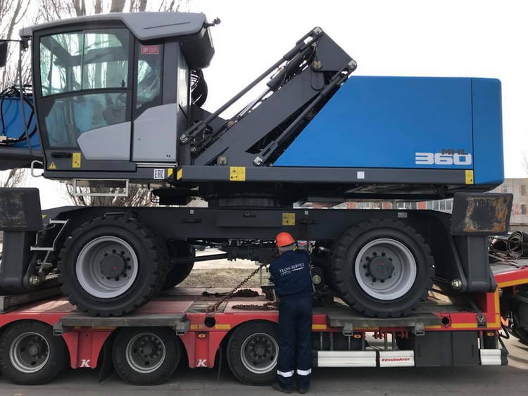 У "Стивидорной компании "Ольвия" - успешное пополнение парка техники (Видео) | Корабелов.ИНФО image 3