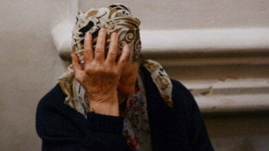 Грабіжники у Вітовському районі запропонували підвезти пенсіонерку у місто, але відібрали у неї майно | Корабелов.ИНФО