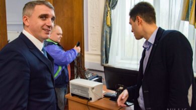 Встреча вернувшегося на пост мэра Сенкевича с горожанами напоминала предвыборную агитацию | Корабелов.ИНФО