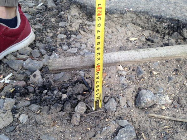 "Ездить невозможно": в Корабельном районе глубина ям на дорогах достигает 17 см | Корабелов.ИНФО image 3