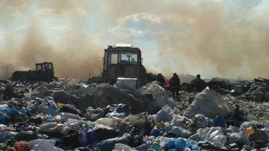 Под Николаевом загорелась городская свалка – к тушению пожара привлекли бульдозер и водовоз | Корабелов.ИНФО image 1
