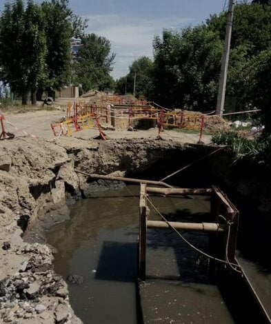 Николаевцы продолжают страдать от зловония и ждать визита мэра | Корабелов.ИНФО