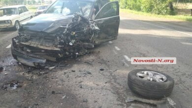 Из-за плохих дорог под Николаевом столкнулись три автомобиля - двое пострадавших | Корабелов.ИНФО image 3