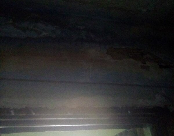 «Затапливает квартиру, проводка вся мокрая» - жительница Корабельного района просит отремонтировать крышу 9-этажки | Корабелов.ИНФО image 2