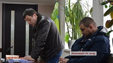 Мужчина, которого в центре Николаева избили и обстреляли, состоит в «банде Апти» (ВИДЕО) | Корабелов.ИНФО image 2