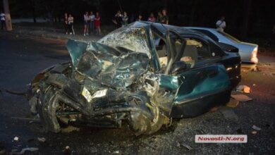 В Николаеве лоб в лоб столкнулись «Ланос» и «Мицубиси»: водитель погиб, двое пострадавших | Корабелов.ИНФО image 2