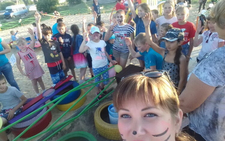 "Наше будущее - дети, так давайте их любить!" Жители "Причеповки" в Николаеве устроили незабываемый праздник | Корабелов.ИНФО image 2