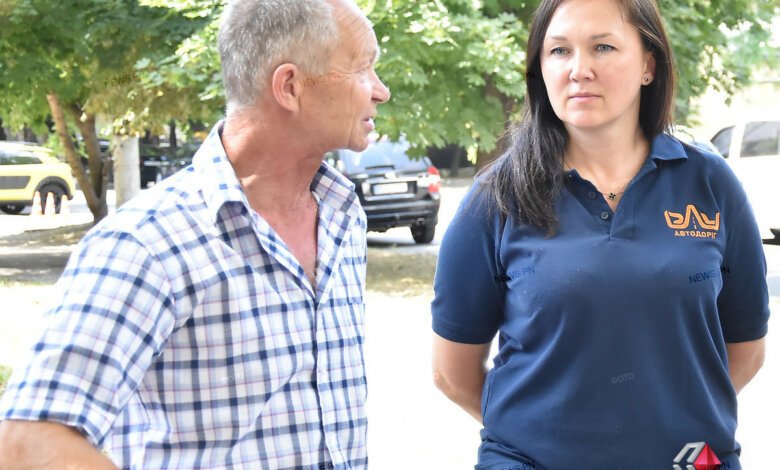 Директор КП «ЭЛУ автодорог» Горбенко заявила, что дороги латают всего "на год" | Корабелов.ИНФО image 1