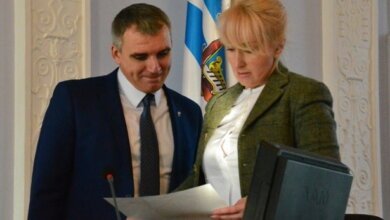 "Ей самой нужно понять, уходит она или нет", – Сенкевич не планирует увольнять Казакову с поста секретаря Николаевского горсовета | Корабелов.ИНФО