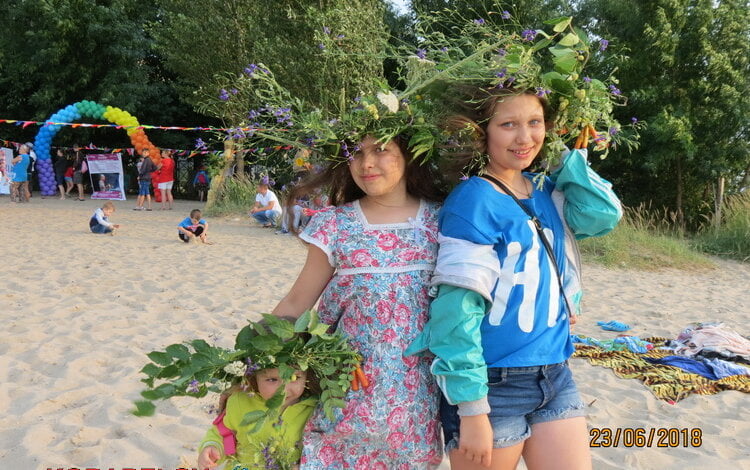 "Разом ми можемо все!" На пляжі в Корабельному районі відсвяткували Івана Купайла (ВІДЕО) | Корабелов.ИНФО image 6