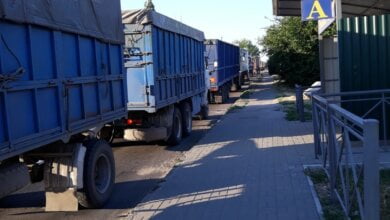 "Уроды": Корабельный район снова оккупируют "фуры" | Корабелов.ИНФО