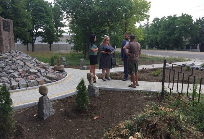 5 жителей Николаевщины отрабатывают материальный долг перед своими детьми физическим трудом на предприятиях области | Корабелов.ИНФО image 1