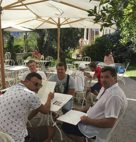 Путінський орденоносець» депутат Кравченко демонстративно кинув нагороду Миколаївщини | Корабелов.ИНФО image 4