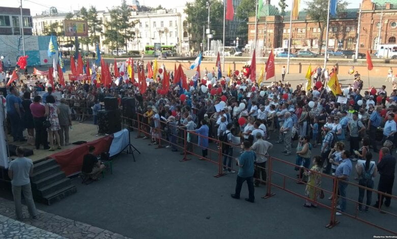 На митинге "Стоптариф" выступали против обогащения владельца "Русала" Дерипаски | Корабелов.ИНФО