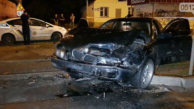 Ночью в Николаеве на перекрестке столкнулись два автомобиля – пострадали пятеро человек | Корабелов.ИНФО