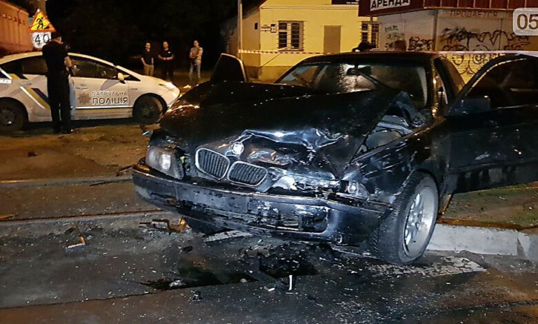 Ночью в Николаеве на перекрестке столкнулись два автомобиля – пострадали пятеро человек | Корабелов.ИНФО