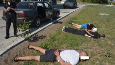 В Витовском районе с погоней задержали троих бандитов, совершивших разбойное нападение на таксиста | Корабелов.ИНФО image 6