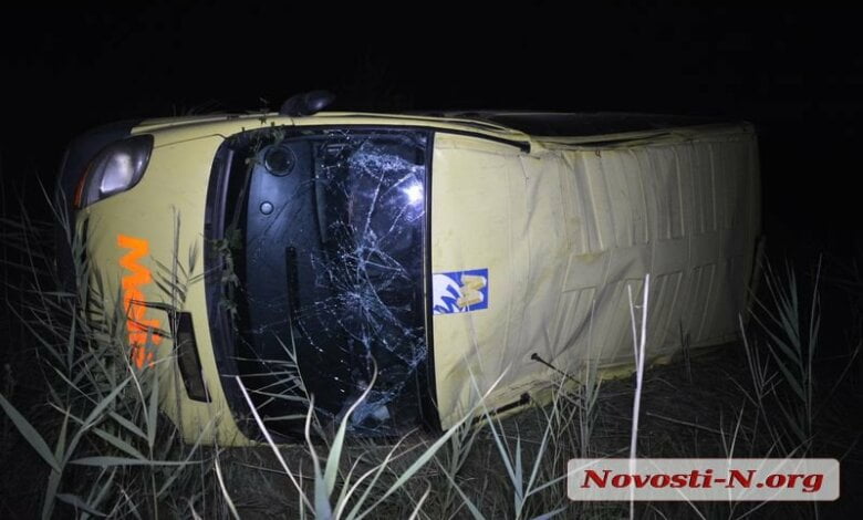 В Витовском районе перевернулся «Рено» с пассажирами «BlaBlaCar»: трое пострадавших | Корабелов.ИНФО