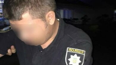 Форму купил в магазине. В Витовском районе задержали "лжеполицейского", который требовал с водителей деньги | Корабелов.ИНФО image 4