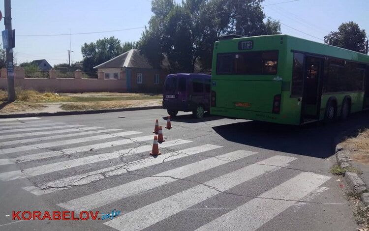 Автобус с работниками НГЗ попал в ДТП, есть пострадавший | Корабелов.ИНФО image 6