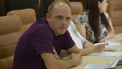 «Когда чиновники начнут нести ответственность?», - депутаты требуют наказать и.о. директора департамента ЖКХ | Корабелов.ИНФО